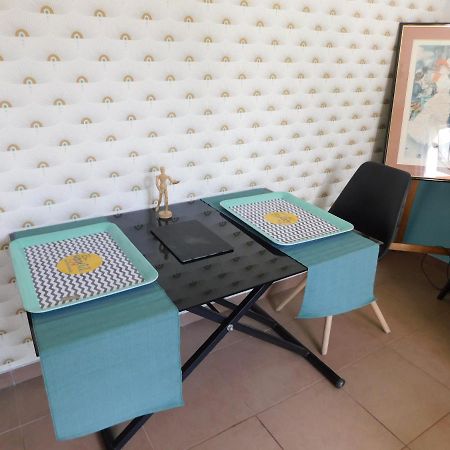 The Little House - Non Fumeur Apartamento L'Hay-les-Roses Exterior foto